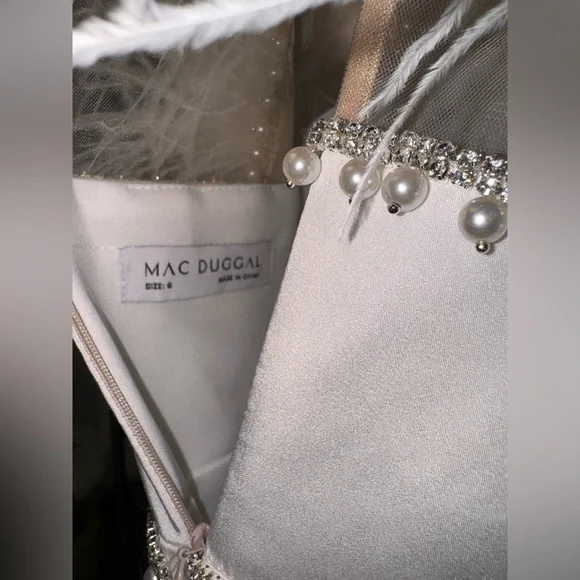 NWOT MAC DUGGAL FEATHER CAP SLEEVE PEARL EMBELLISHED T-LENGTH FIT DRESS sz 6 - Picture 10 of 11